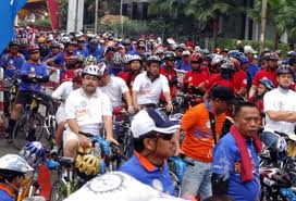 Ngowes Bareng Wali Kota, Delegasi APEC Terkesan Program Car Free Day