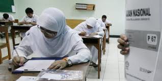 Soal UN 2013 Juga Berbeda Antarkelas