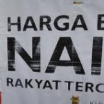 Demo Tolak BBM, Mahasiswa Sandera Bus Kemenhub