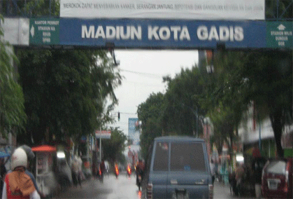 Bakal Calon Wali Kota Madiun “Perang” Baliho