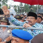 Pakde Karwo Tak Hiraukan Gugatan Khofifah ke MK