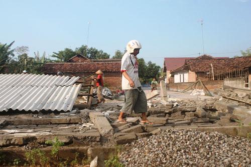 Sampang Diterjang Puting Beliung, 7 Rumah Roboh