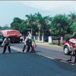 Aspal sebagian besar masih harus diimpor