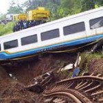 Kereta api lintas selatan dialihkan ke utara