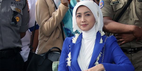 Desy : Jangan Ragukan Artis di DPR