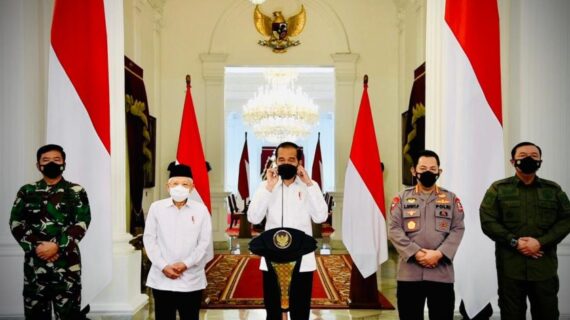 Presiden beri kenaikan pangkat 53 prajurit KRI Nanggala-402 gugur dalam tugas