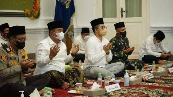 Ra Latif Ikuti Dzikir dan Sholawat HUT Kemerdekaan RI ke-76 dan Tahun Baru Islam 1 Muharam 1443 H