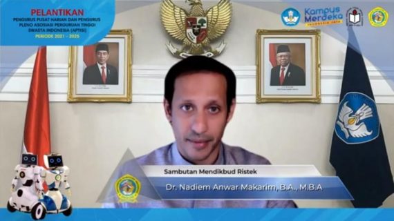 Menteri Pendidikan Nadiem Lebih Khawatir Dampak Pembelajaran Jarak Jauh Daripada Penyebaran Covid-19