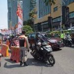 Polrestabes Surabaya halau mobilitas masyarakat di perbatasan mulai pukul 17.00