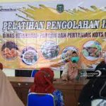 Cegah stunting, DKPP Kota Madiun gelar pelatihan olahan ikan bagi kader posyandu