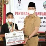 Bupati Abdul Latif Berikan 943 Subsidi Siswa,412 Beasiswa Serta Bantuan 45.720 Guru Madin Untuk Kesejahteraan Pendidikan