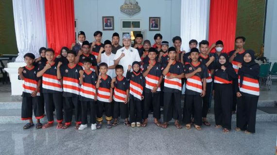 Atlet Pencak Silat Bangkalan Berlaga Di FORNAS Ke VI Diapresiasi Bupati Abdul Latif