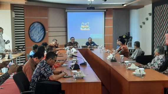 Pemkab Bangkalan Bersama PT Semen Gresik Bahas Pengelolaan Lahan 200 Hektar