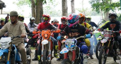 Para Pecinta Motor Trail Geber Bareng di Wisata Palumpungan Kediri