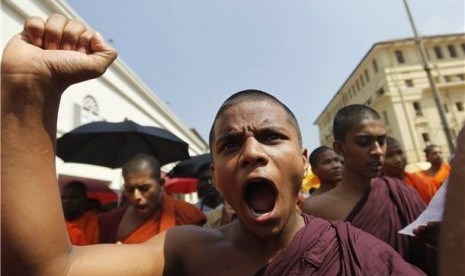 Srilanka Bebaskan Biksu Anti-Muslim