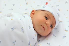Bayi Baru Lahir Juga Butuh Perawatan Lho