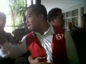 Dihukum Seumur Hidup, Rekan Aliong Ngamuk di Pengadilan