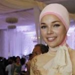 Dewi Sandra Dibayar Nasi Kotak & Rp 30 Ribu untuk 2 Film