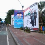 Surabaya “dihiasi” banner raksasa kampanye Pilgub Jatim 2013