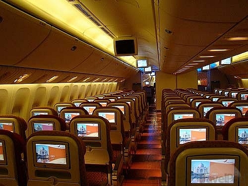Berfasilitas WiFi, Boeing 777-300ER Terbang Perdana ke Jeddah
