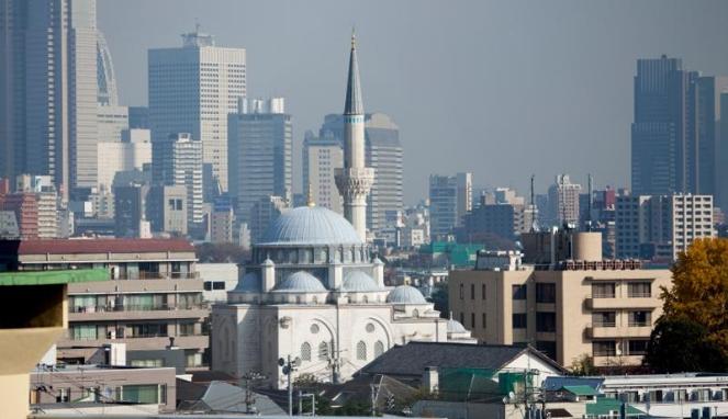 Promosikan Islam, Masjid di Jepang Sajikan Berbuka Gratis