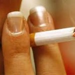 Tujuh Alasan Berhenti Merokok di Bulan Ramadhan