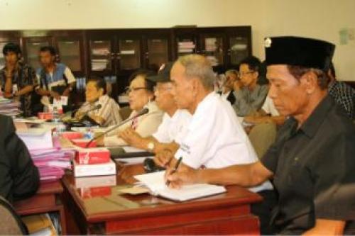 DPRD Surabaya Peringatkan Pemkot Soal Surat Ijo