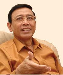 Wiranto berhentikan Bambang W Soeharto
