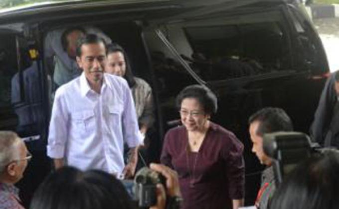 Jokowi: Sedia Payung Sebelum Hujan