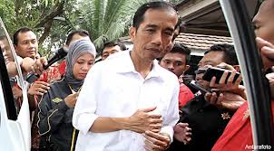 Jokowi inginkan petugas yang ramah melayani warga