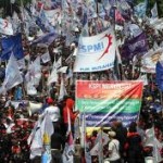 Massa Buruh kepung Surabaya