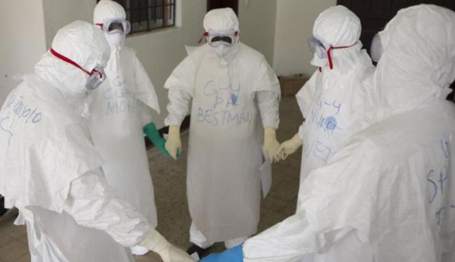 Kasus Ebola Tembus 10 Ribu