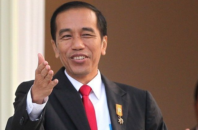 Jokowi Resmi Meneken Dokumen UU Ciptaker