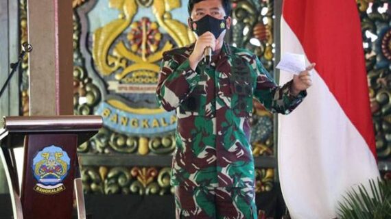 Ra Latif Bupati Bangkalan bersama Panglima TNI Rapat Penanganan Covid-19 di Bangkalan, Panglima TNI Tekankan Pentingnya Disiplin Protokol Kesehatan