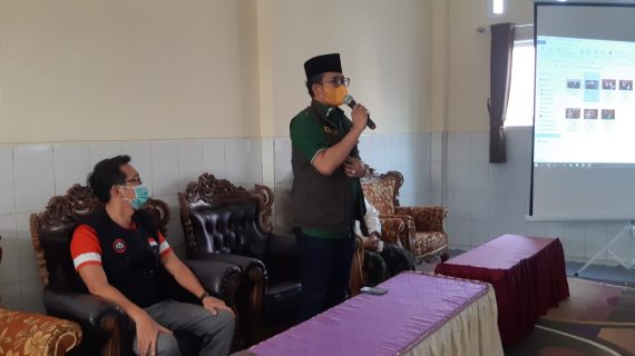 Ra Latif Yakinkan terus warga Bangkalan Ikuti Vaksin