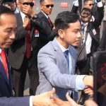 Gibran Pertama Kali Dampingi Presiden Jokowi Kunjungan kerja