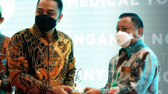Penandatanganan Soft Launching Medical Tourism oleh Walikota Surabaya
