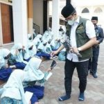 Bupati Bangkalan Ra Latif Gencarkan Vaksinasi di Sekolah dan Ponpes dan Harus Sukses