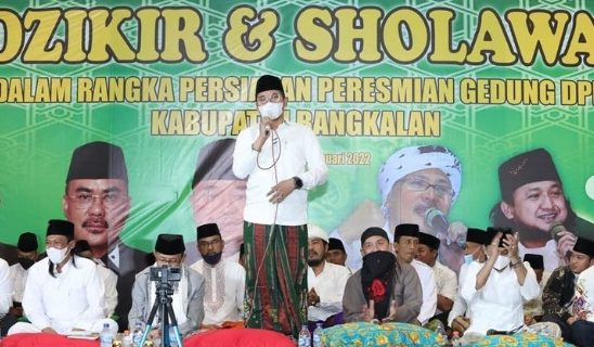 Bupati Abdul Latif Shalawatan Bersama di Gedung Baru DPRD Bangkalan