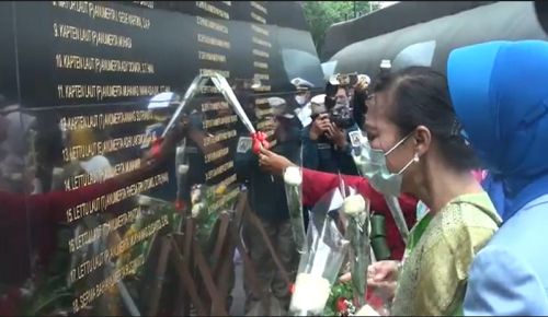 Monumen KRI Nanggala-402 diresmikan Kasal Yudo Margono di Surabaya