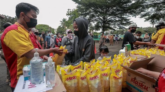 Pemkab Sidoarjo operasi pasar untuk stabilkan harga Minyak Goreng