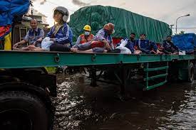 Banjir rob Semarang, Pelindo fungsikan 32 pompa air