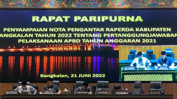 Bupati Abdul Latif Sampaikan Nota Pengantar Pertanggungjawaban APBD 2021