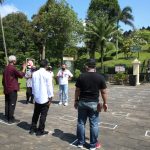 Gubernur Jawa Tengah Dan Menteri Koordinator Bidang Kemaritiman Dan Investasi (Menko Marves), Sepakat Untuk Menunda Penerapan Kenaikan Harga Tiket Candi Borobudur.