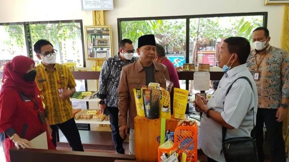 Mahasiswa Unusida Menggelar Seminar Pengembangan UMKM Digital