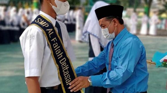 Antusias Peserta Didik Baru Ikuti MPLS Di SMP Al Falah Deltasari Sidoarjo