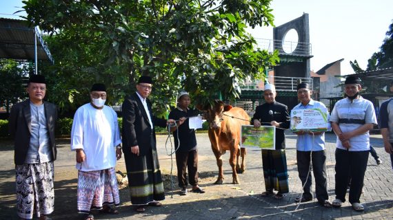 Sebanyak 55 Hewan Kurban Dari Unisma Disalurkan Ke Masjid