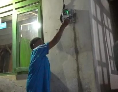 PLN target 15.552 sambungan listrik gratis di Jatim sambut HUT RI