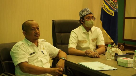 Bupati Abdul Latif  Berkomitmen Cegah Desa Bebas Korupsi