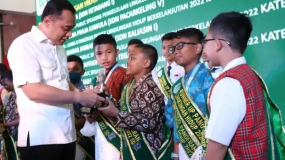 Pelestarian Lingkungan Hidup Ditekankan Tunas Hijau Kepada Kalangan Pelajar Surabaya